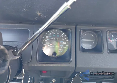 1994 Jeep Wrangler / Yj S from USA, damaged, VIN 1J4FY19P1RP426691